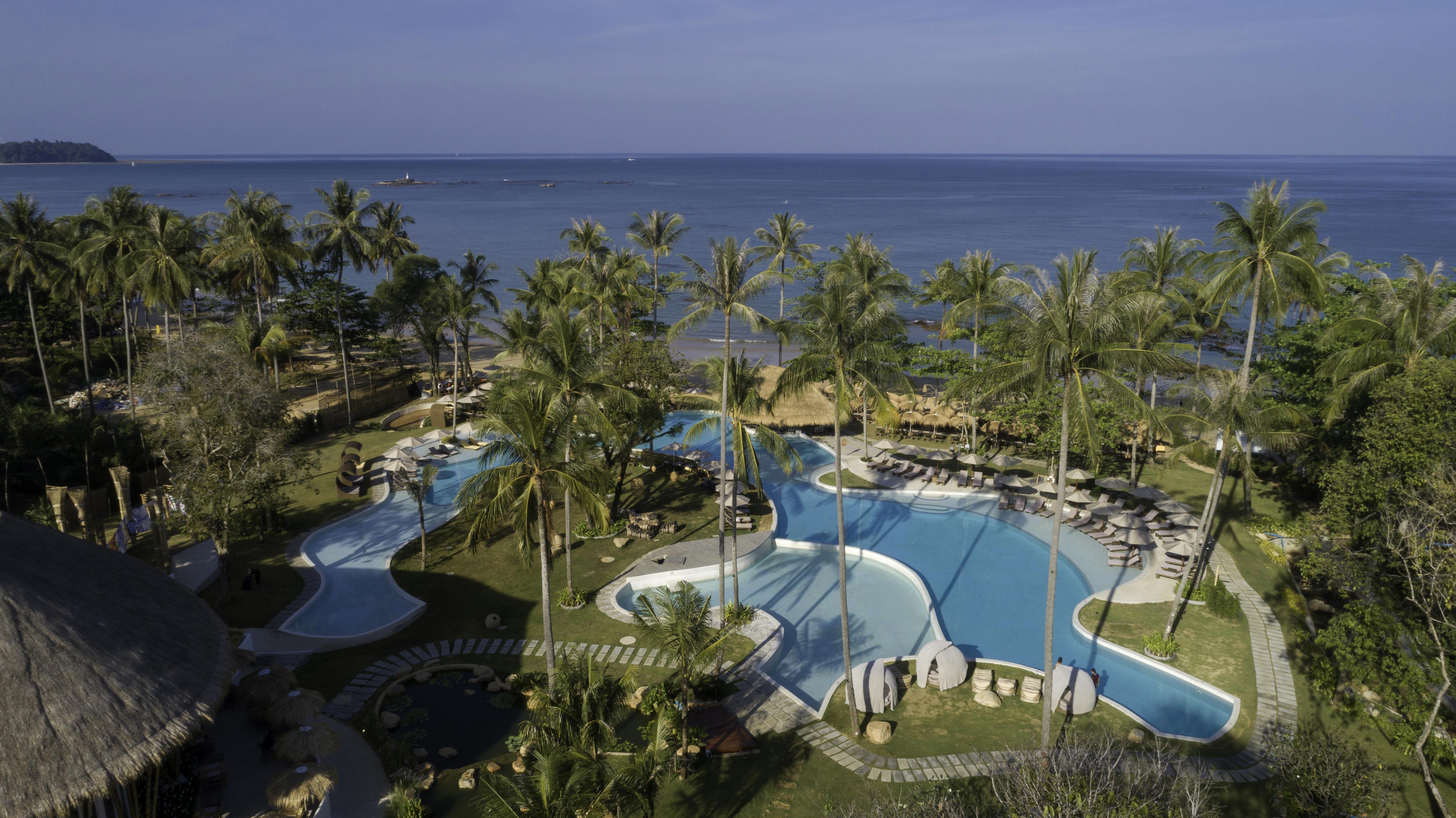 Eden Beach Khaolak Resort And Spa A Lopesan Collection Hotel - Sha Extra Plus Khao Lak Eksteriør bilde The pool at the resort