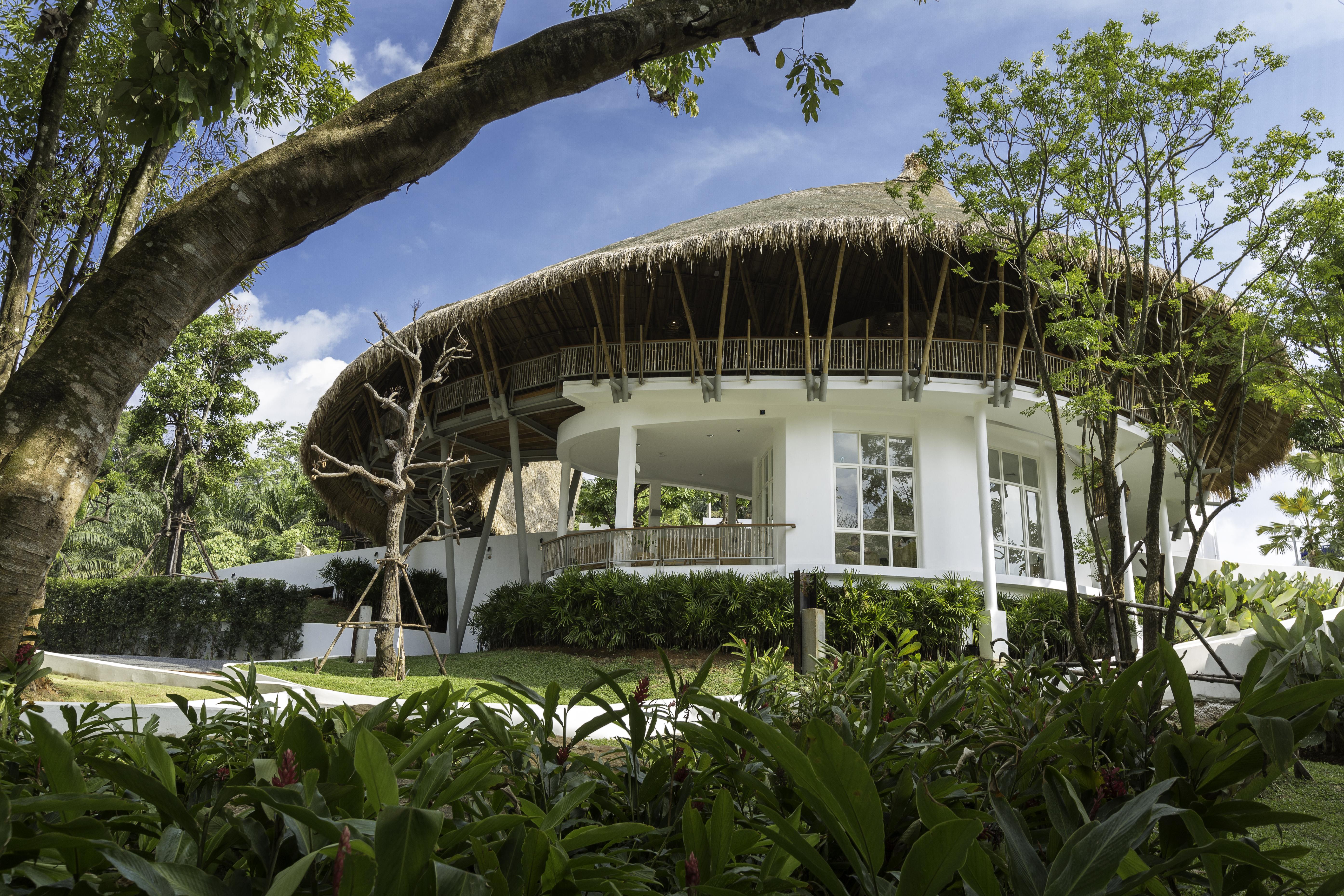Eden Beach Khaolak Resort And Spa A Lopesan Collection Hotel - Sha Extra Plus Khao Lak Eksteriør bilde The "Mushroom"
