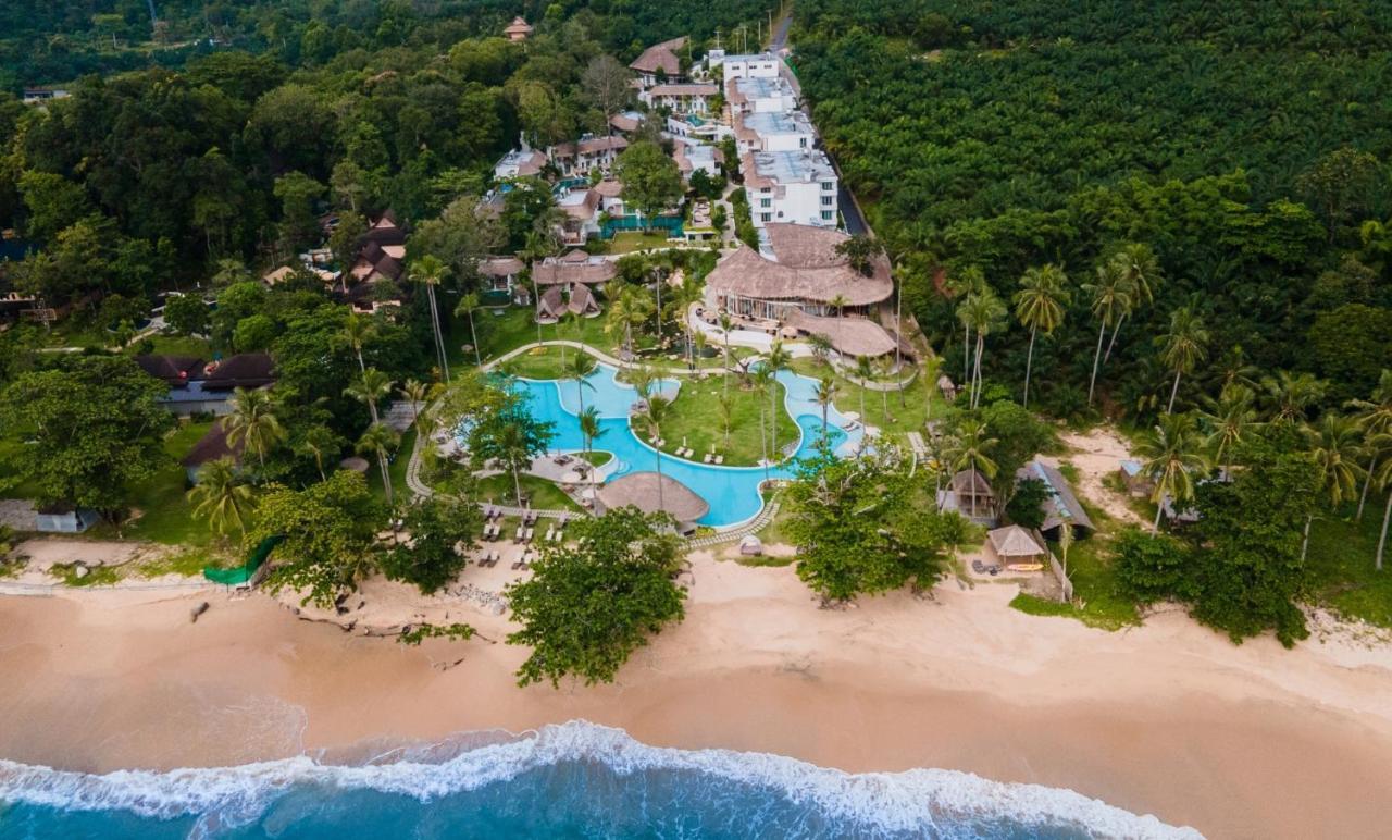 Eden Beach Khaolak Resort And Spa A Lopesan Collection Hotel - Sha Extra Plus Khao Lak Eksteriør bilde Aerial view of the resort
