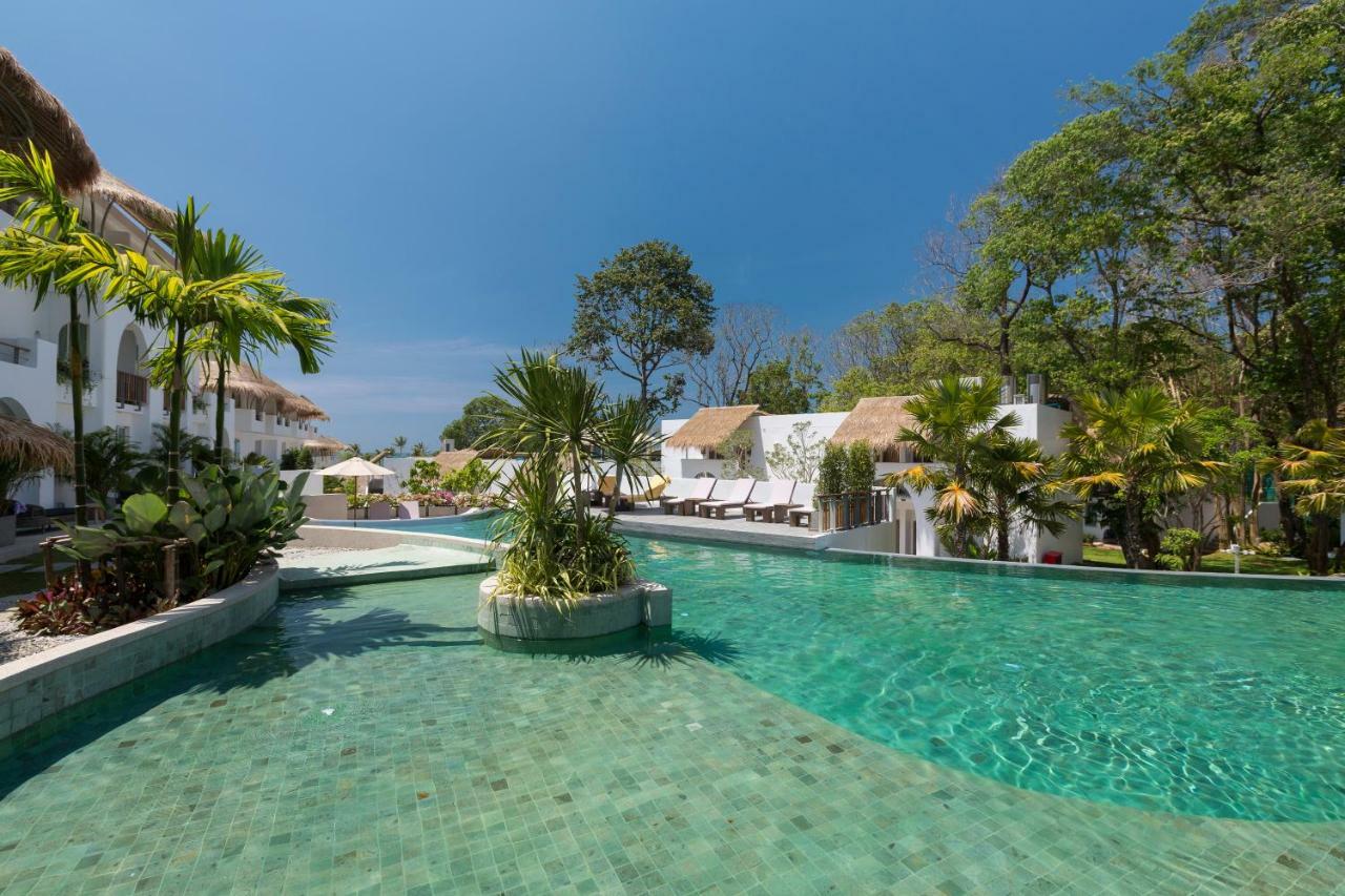 Eden Beach Khaolak Resort And Spa A Lopesan Collection Hotel - Sha Extra Plus Khao Lak Eksteriør bilde The swimming pool at the resort
